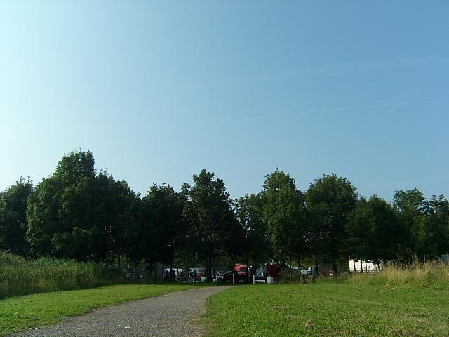 SL743147
